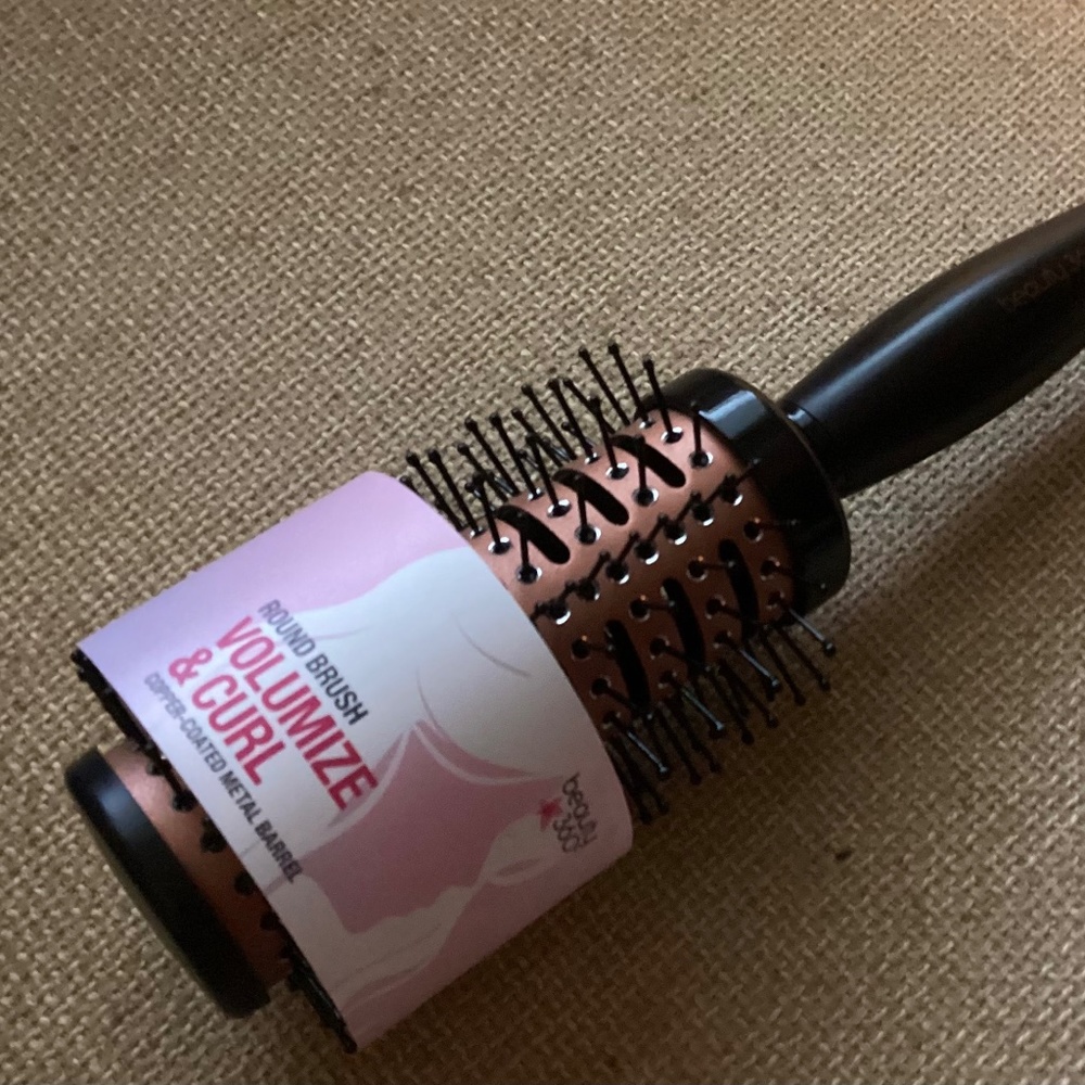 Beauty 360 Volumize and Curl Round Brush New
